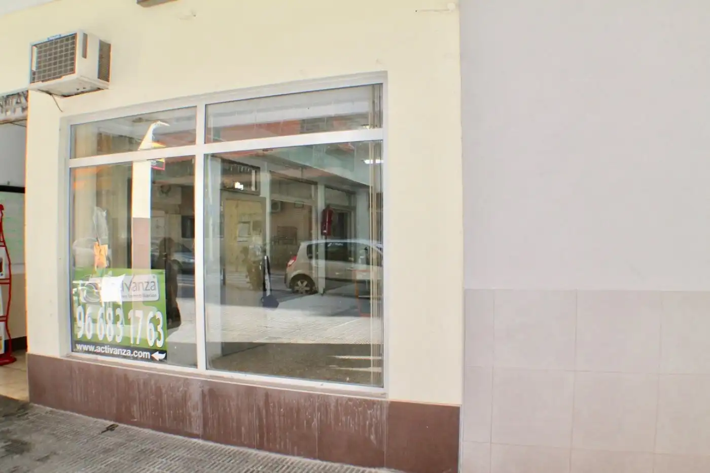 Local comercial en venda a Calle Urano, imagen 3