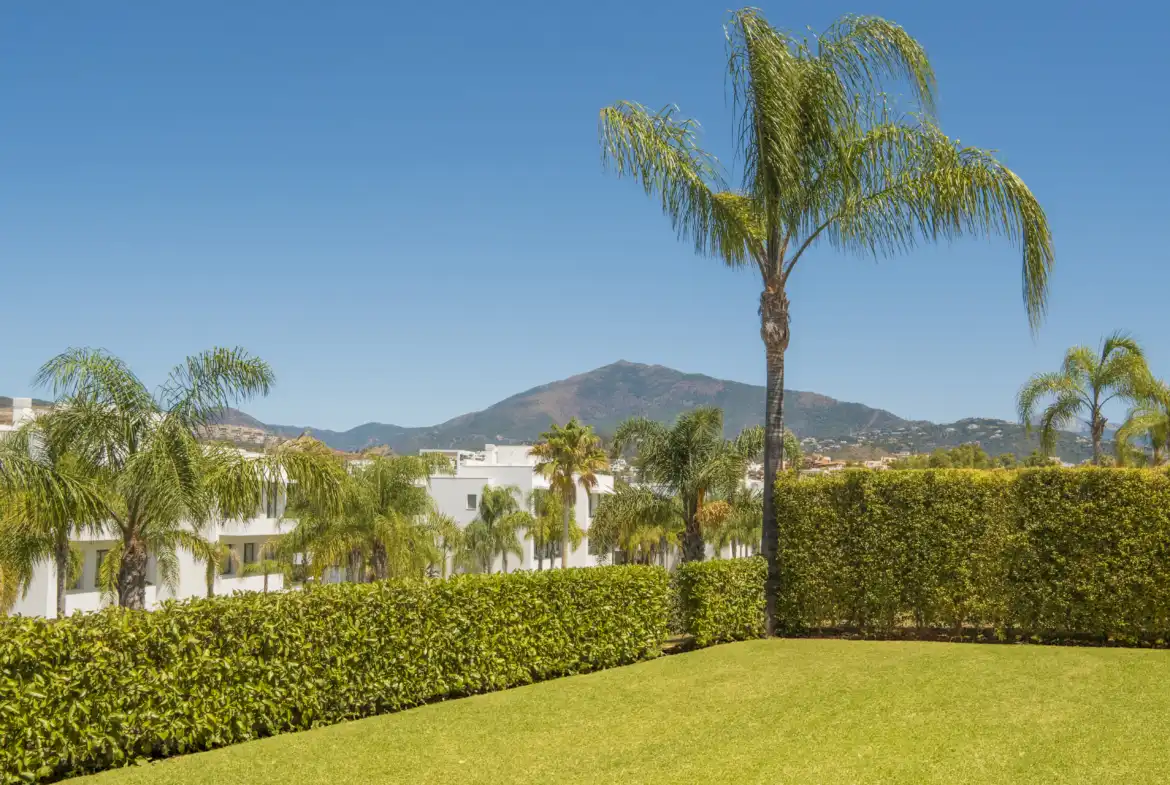Jardí de Apartament en venda en Estepona amb Aire condicionat, Jardí privat i Traster