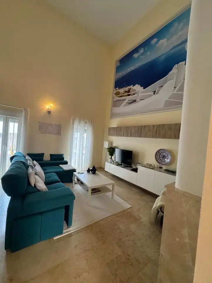 Sala de estar de Dúplex en venta en Sanlúcar de Barrameda con Aire acondicionado, Trastero y Amueblado