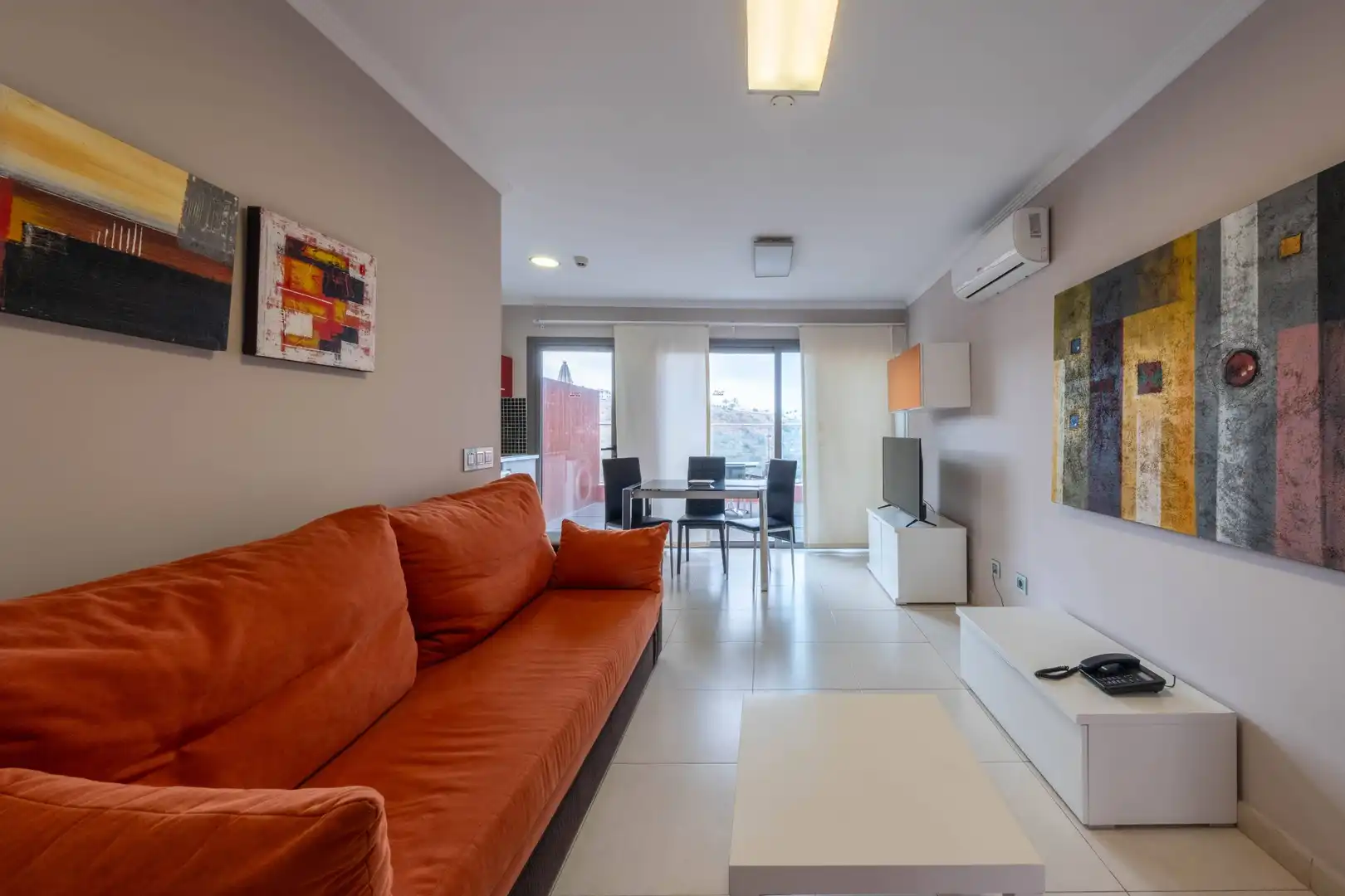 Sala d'estar de Edifici en venda en Mogán