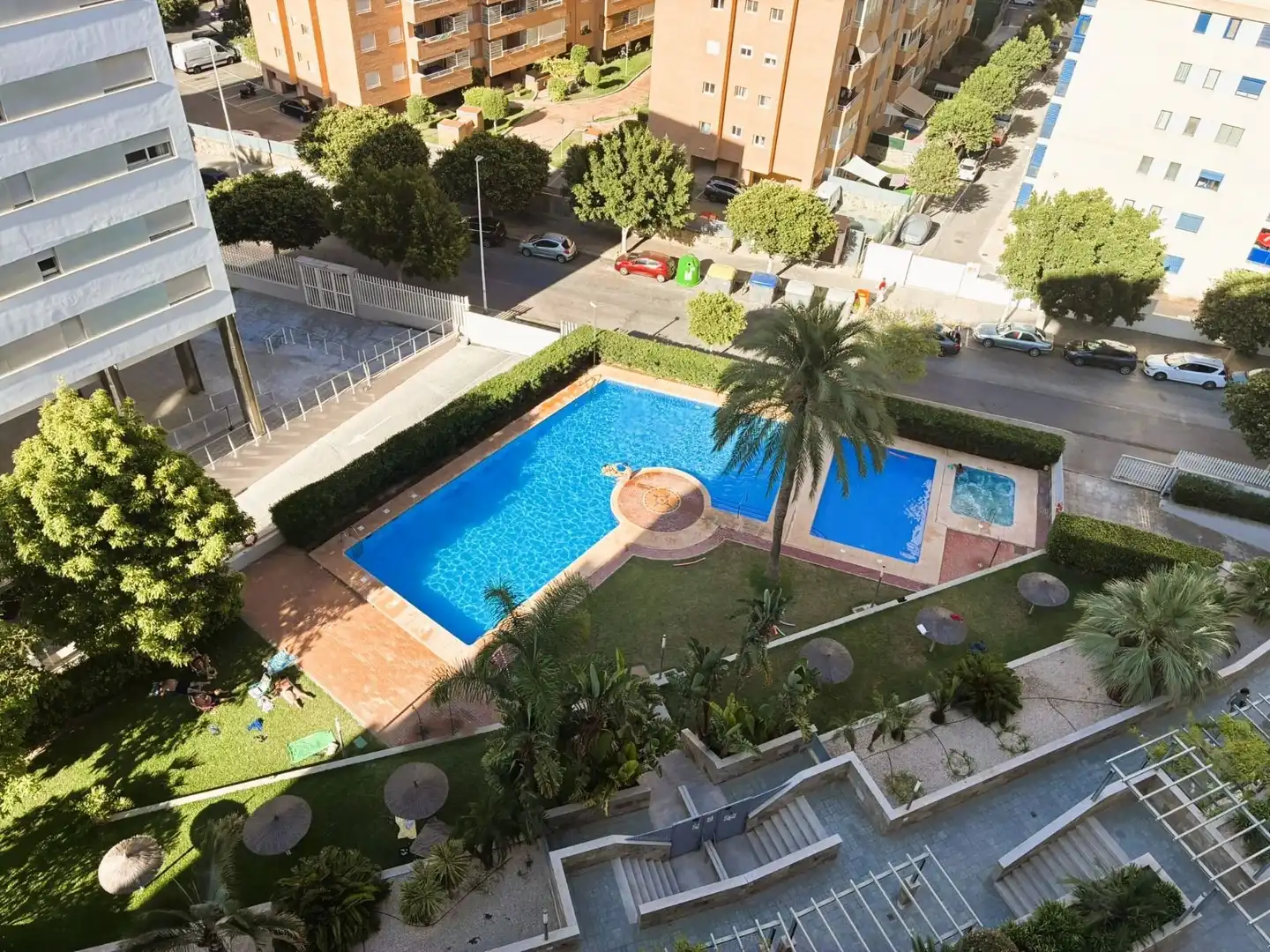Flat with pool for sale in Avinguda Rosa del Vents