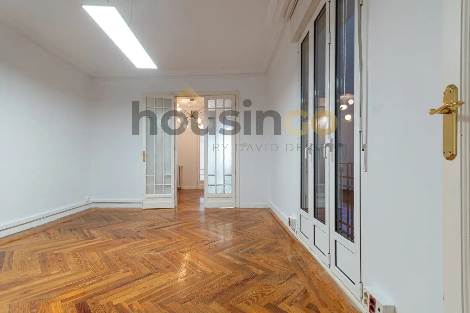 Living room of Office for rent in Madrid  with Air Conditioner, Heating and Balcony