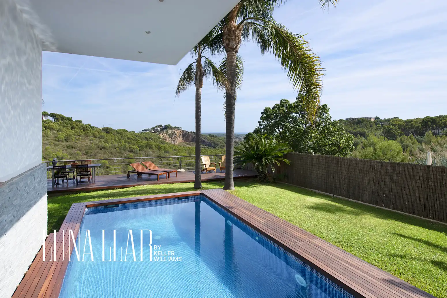 Piscina de Casa o chalet en venta en Castelldefels con Aire acondicionado, Calefacción y Parquet