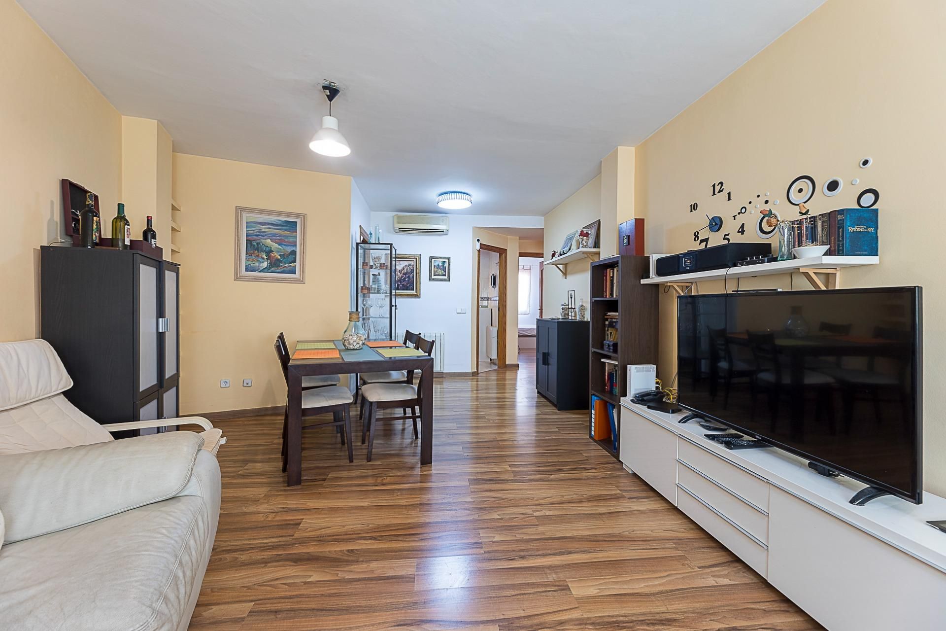 Living room of Flat for sale in  Palma de Mallorca  with Air Conditioner, Heating and Parquet flooring