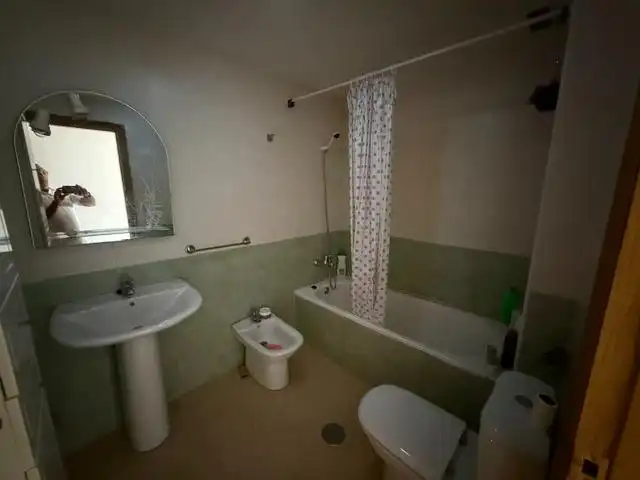 Baño de Piso de alquiler en Murcia con Aire acondicionado, Terraza y Amueblado