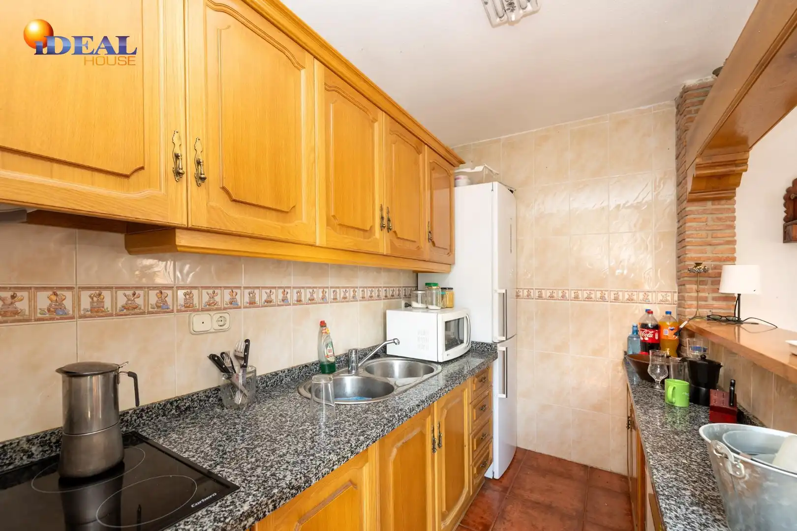 Cocina de Casa o chalet en venta en Güéjar Sierra con Jardín privado, Trastero y Piscina