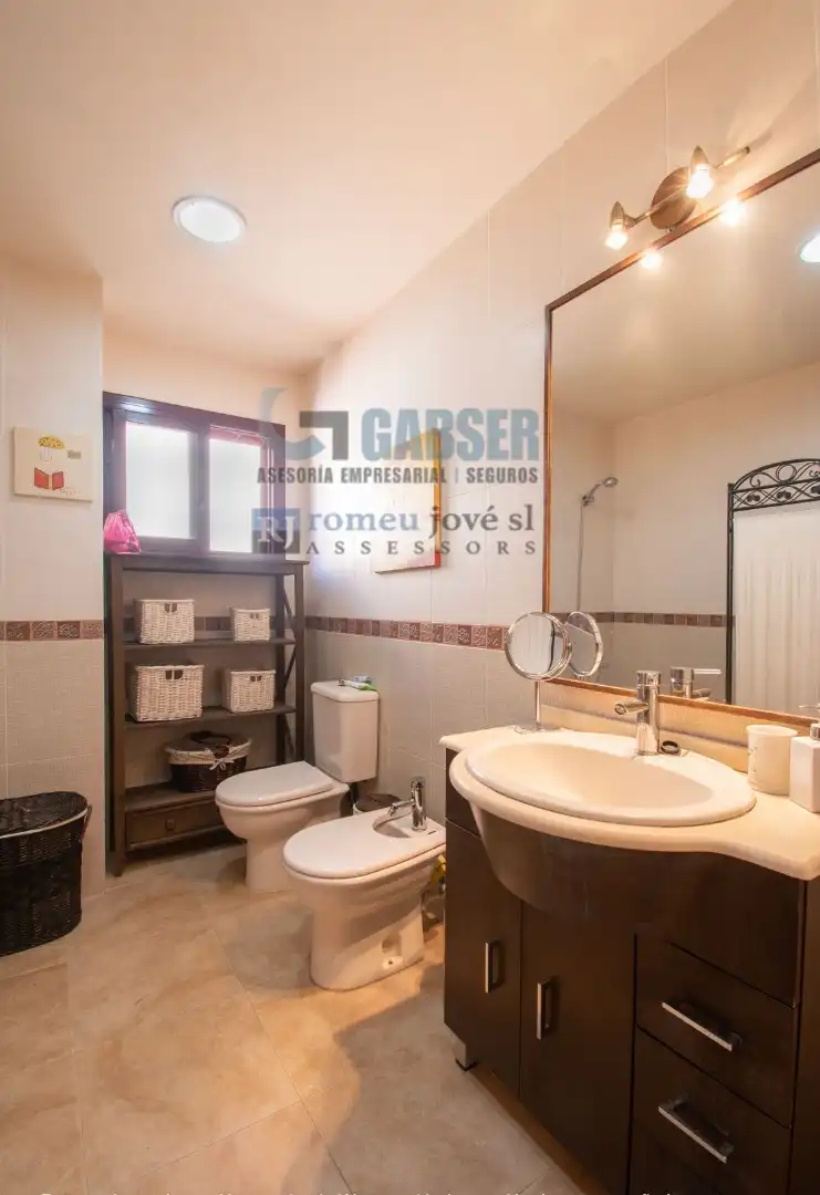 Baño de Casa o chalet en venta en Cervià de Les Garrigues con Aire acondicionado, Calefacción y Terraza