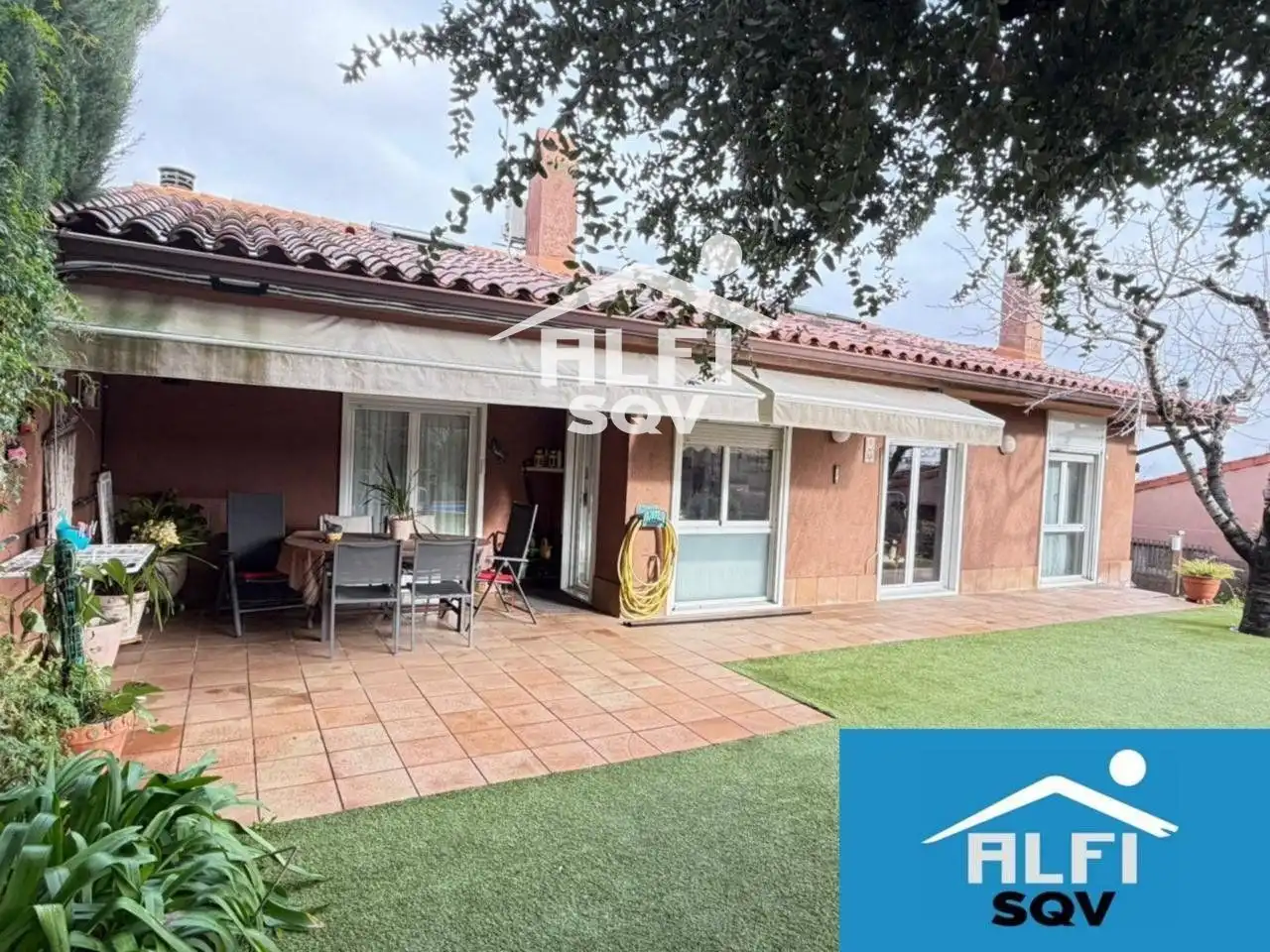 Casa amb piscina en venda a Taronger, imagen 2