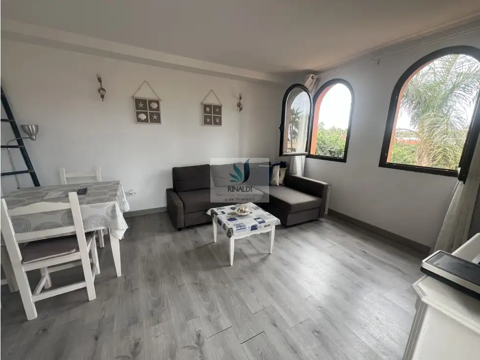 Sala d'estar de Apartament en venda en La Oliva amb Terrassa, Piscina i Moblat