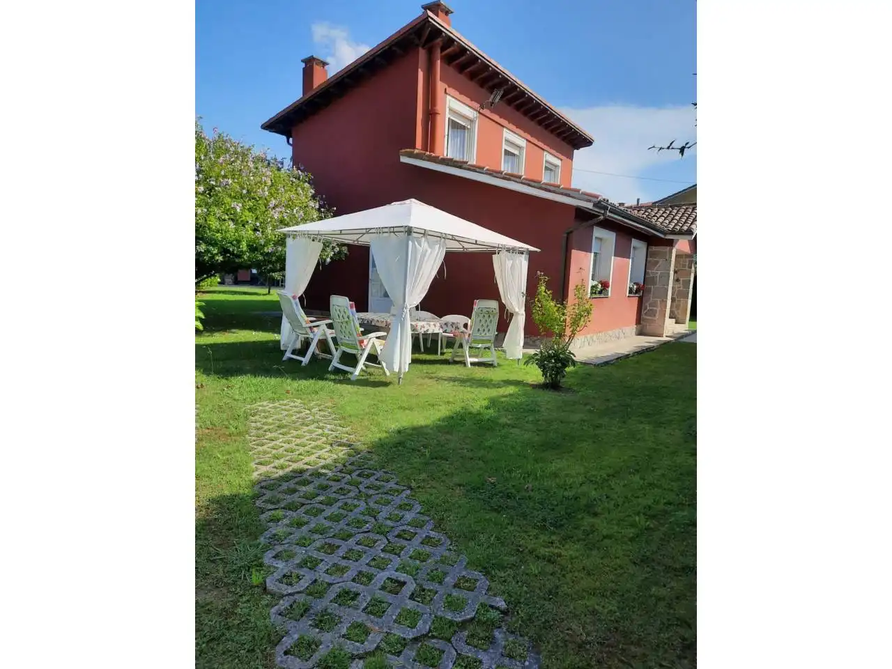 Garten von Haus oder Chalet zum Verkauf in Llanes mit Heizung, Privatgarten und Terrasse