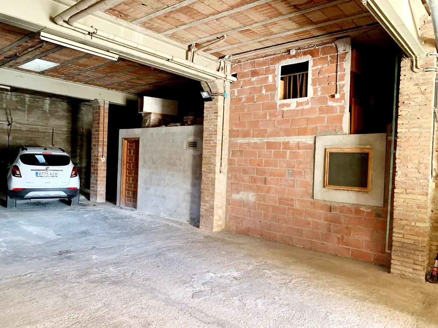 Buildings for sale in La Granada