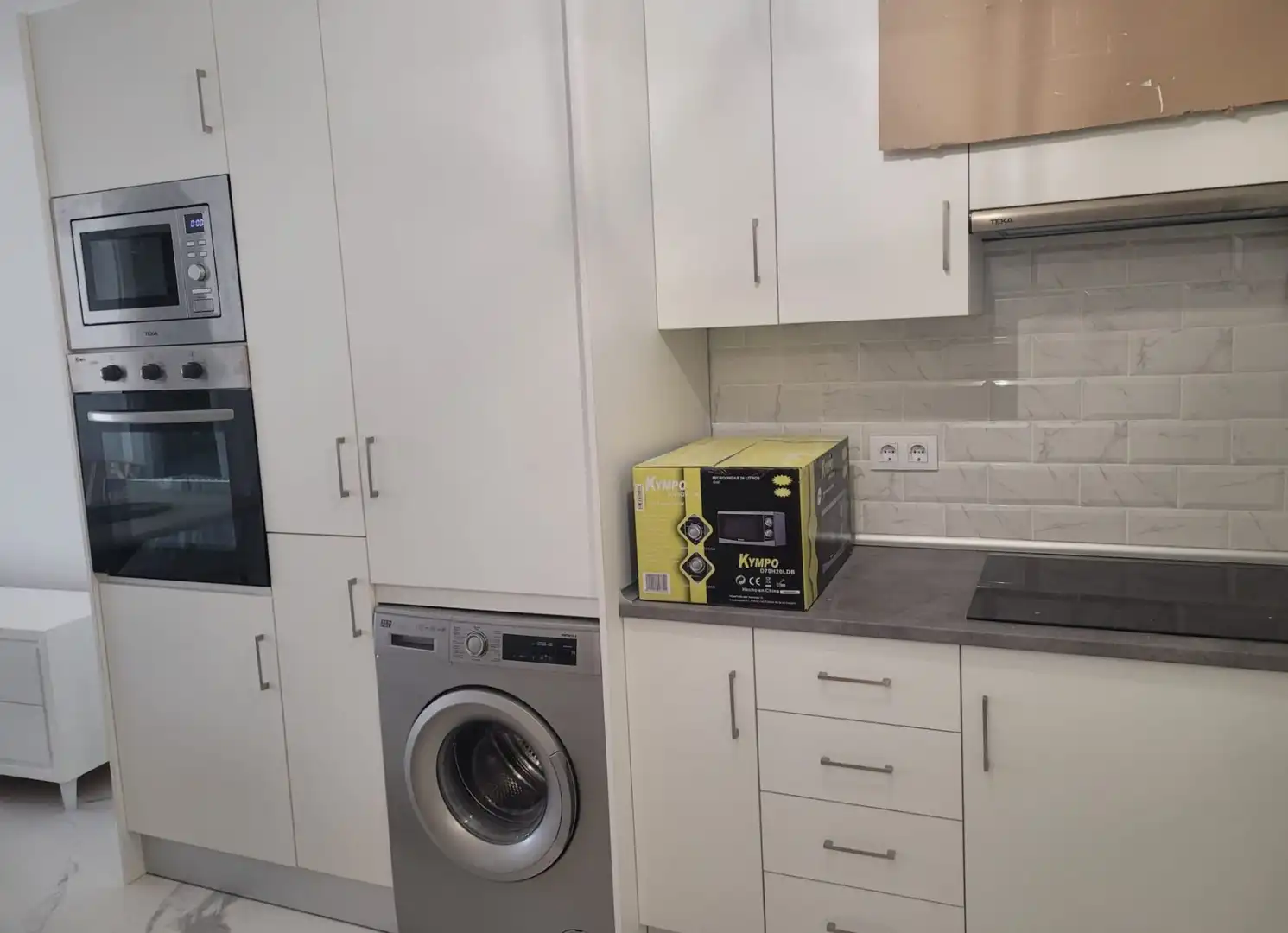 Cocina de Apartamento en venta en Arona con Terraza, Piscina y Amueblado
