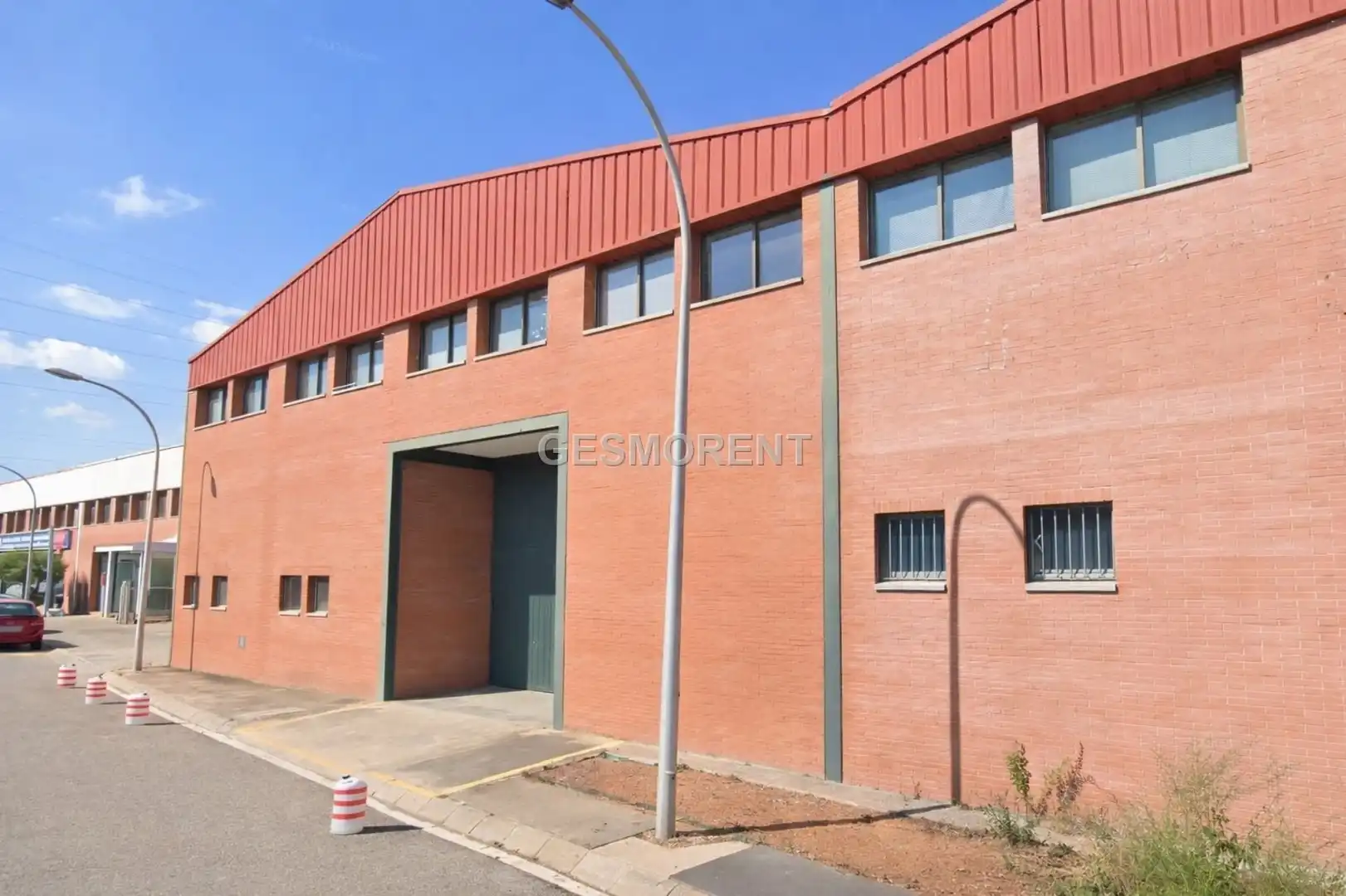 Nau industrial en venda a Sant Vicenç Dels Horts