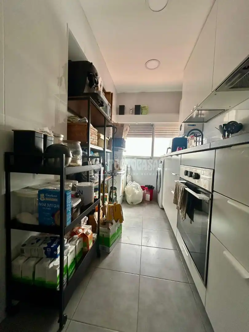 Cuina de Pis en venda en Madrid amb Aire condicionat i Calefacció