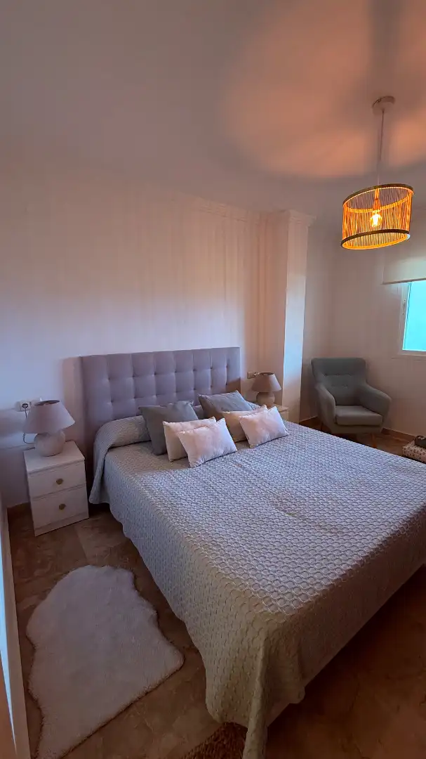 Schlafzimmer von Wohnung zum Verkauf in Marbella mit Klimaanlage, Terrasse und Abstellraum