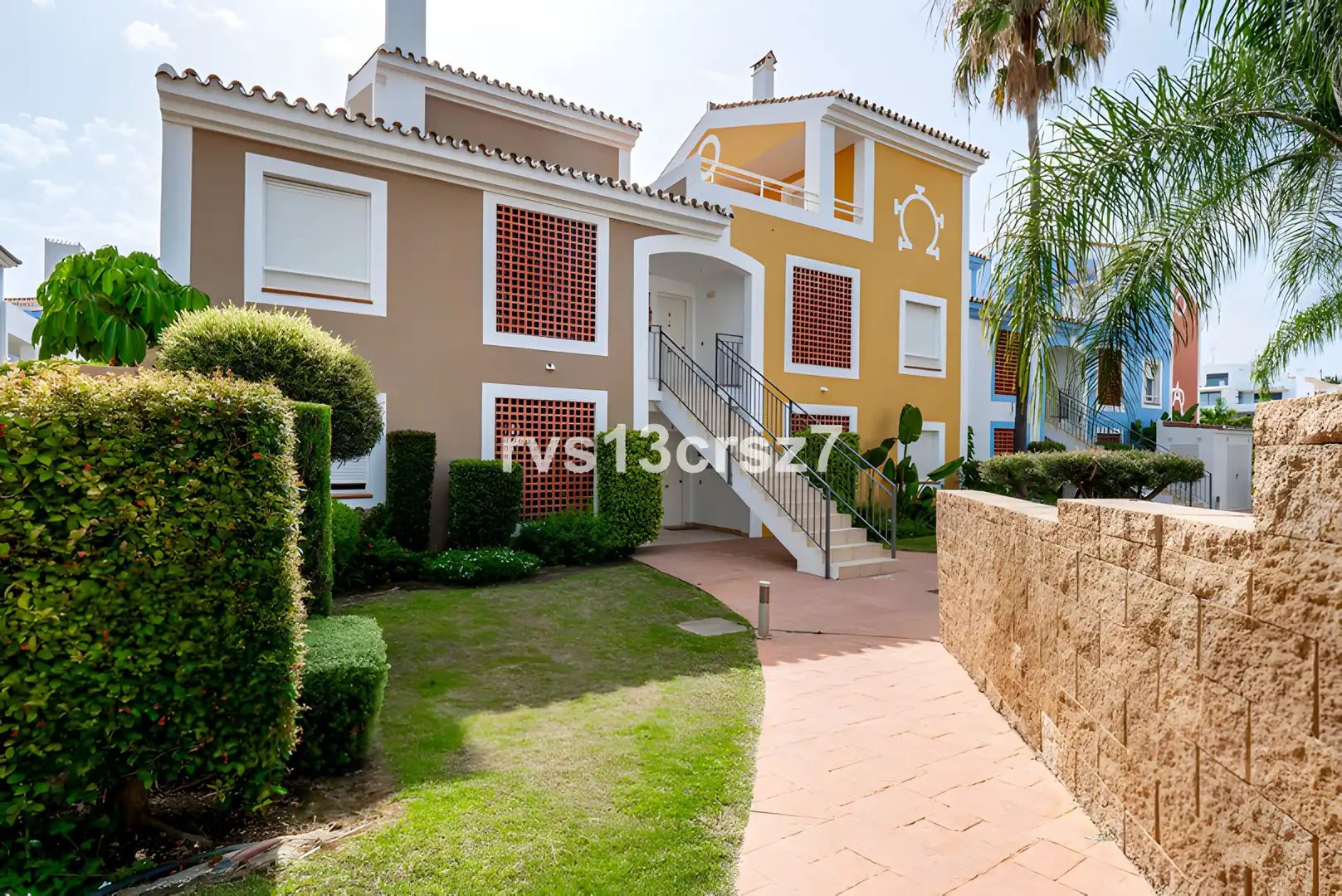 Dúplex amb piscina en venda a Estepona Pueblo