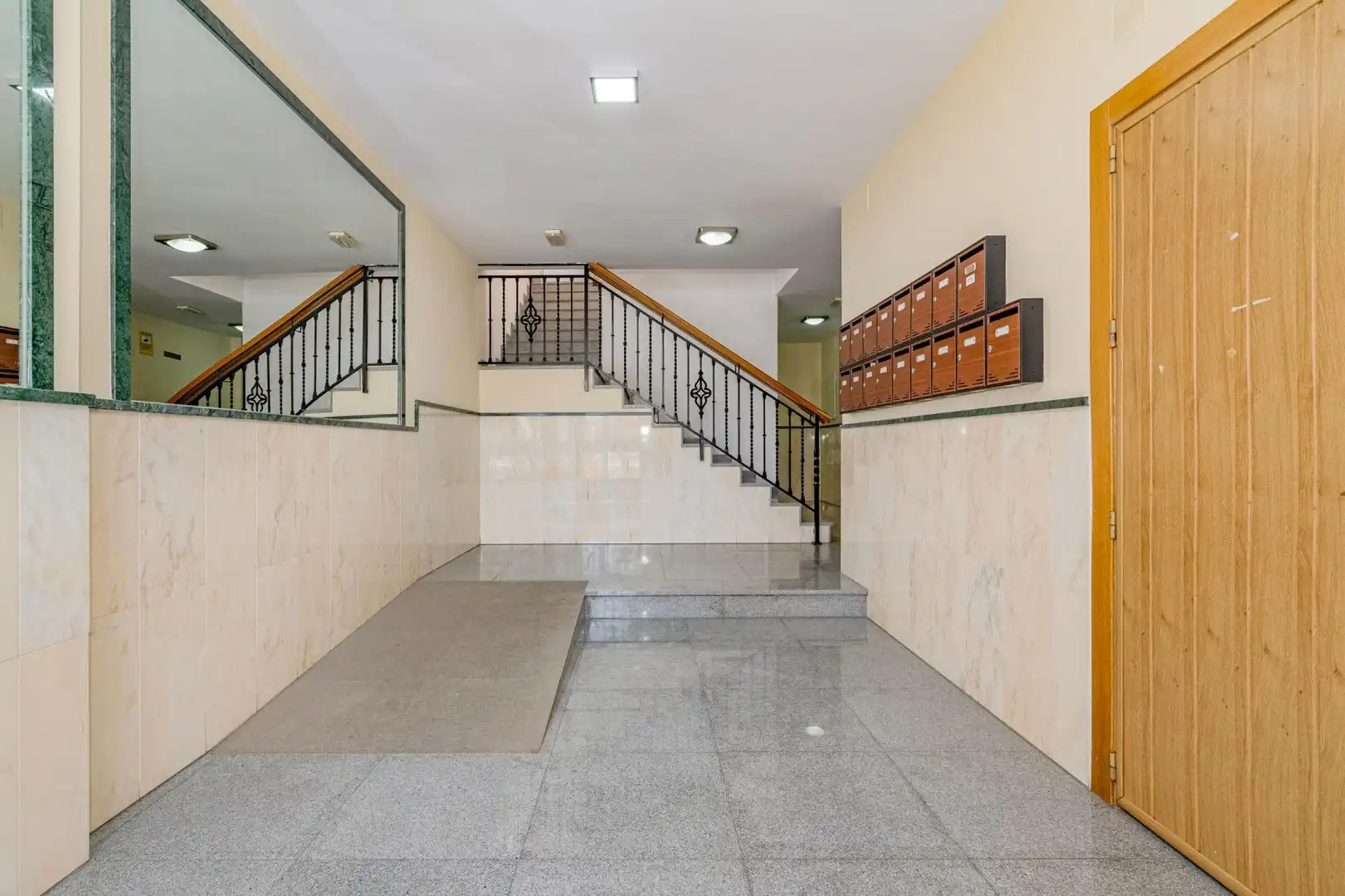 Wohnung zum Verkauf in Vegas del Genil mit Heizung, Abstellraum und Balkon