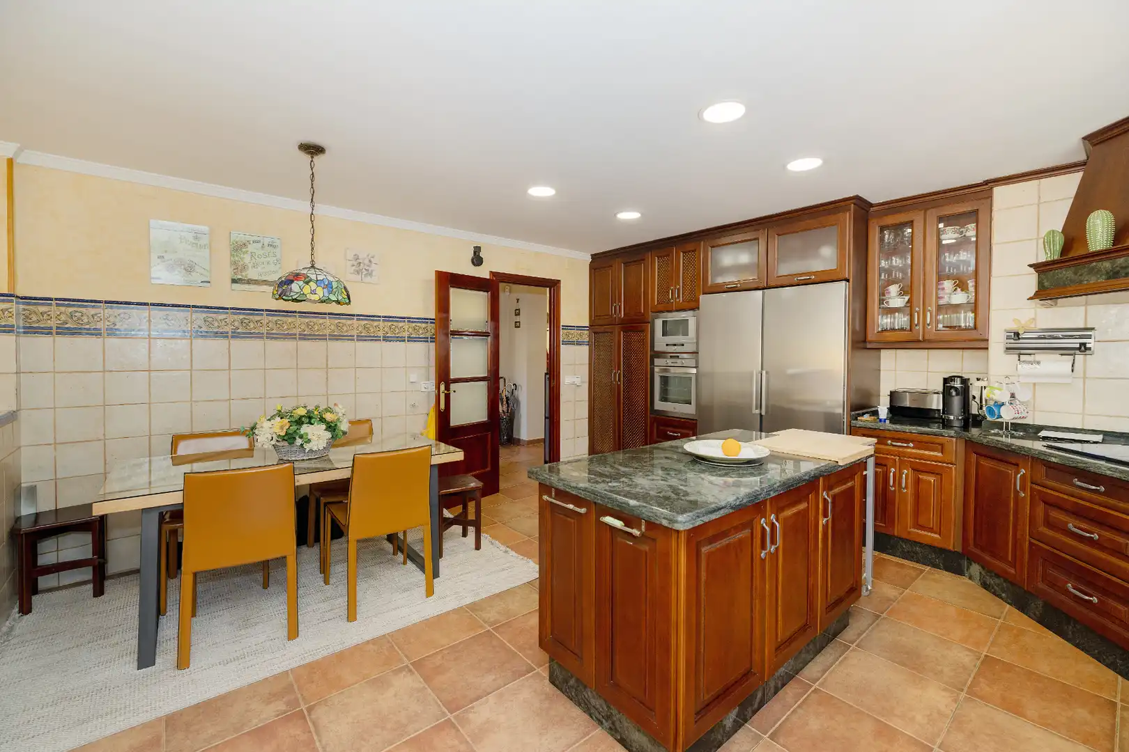 Kitchen of Houses for sale in Málaga  with Air Conditioner, Heating and Private garden