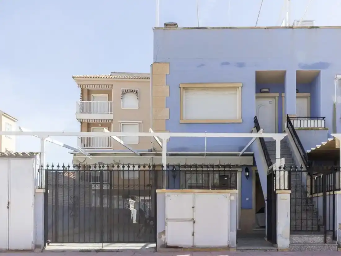 Vista exterior de Apartament en venda en Santa Pola amb Aire condicionat