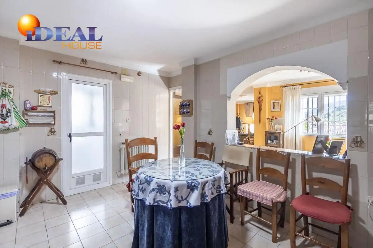 Villa mit Pool zum Verkauf in Pinos Genil, imagen 12