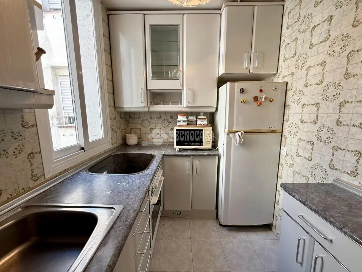 Cocina de Piso en venta en Madrid con Calefacción