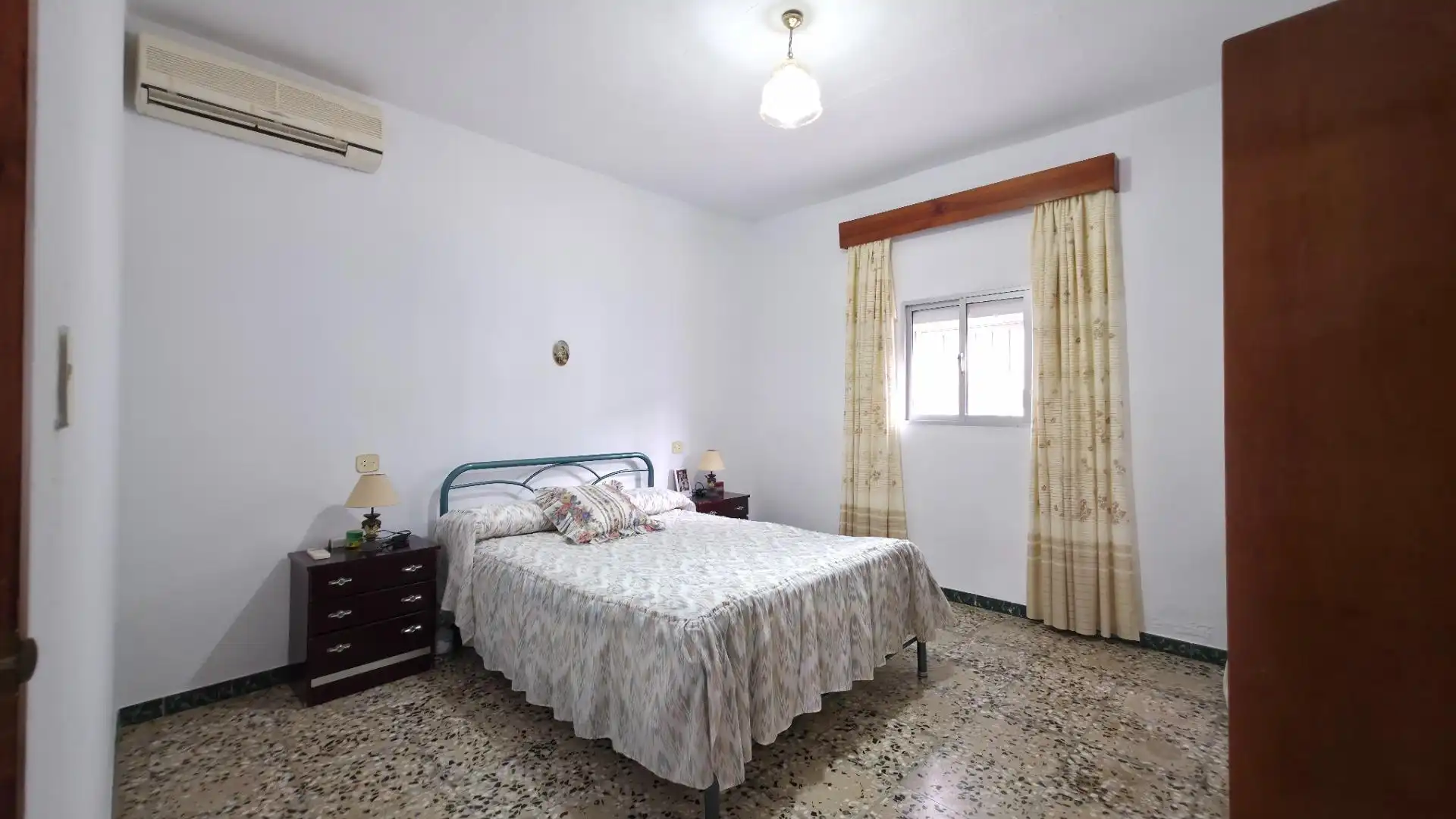 Bedroom of Houses for sale in Arcos de la Frontera  with Private garden and Storage room