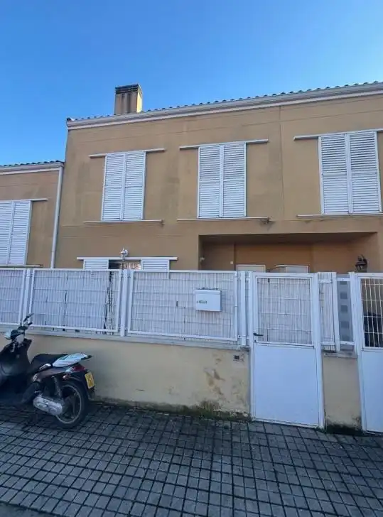 Casa a schiera in vendita a San Martín de Valdeiglesias, imagen 2