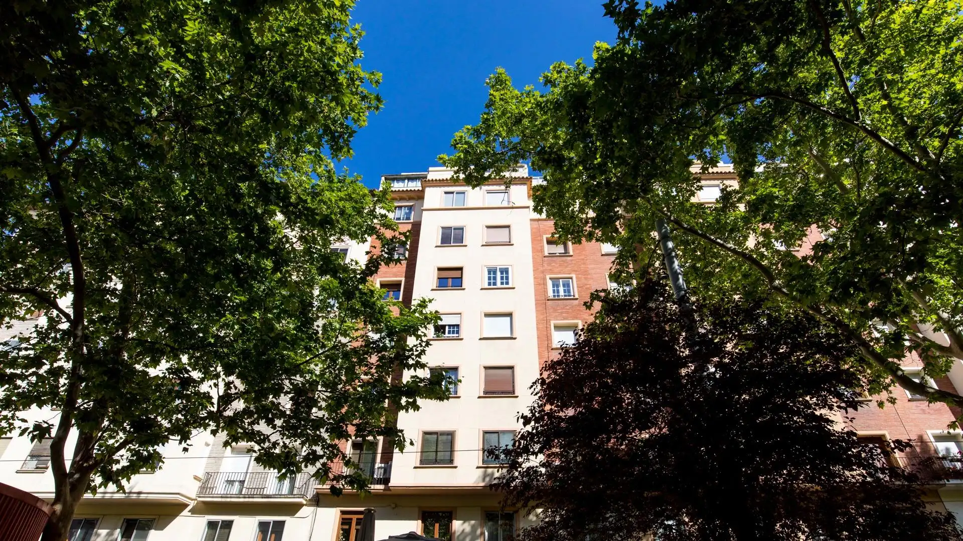 Exterior view of Flat for sale in Zaragoza  with Air Conditioner, Heating and Parquet flooring