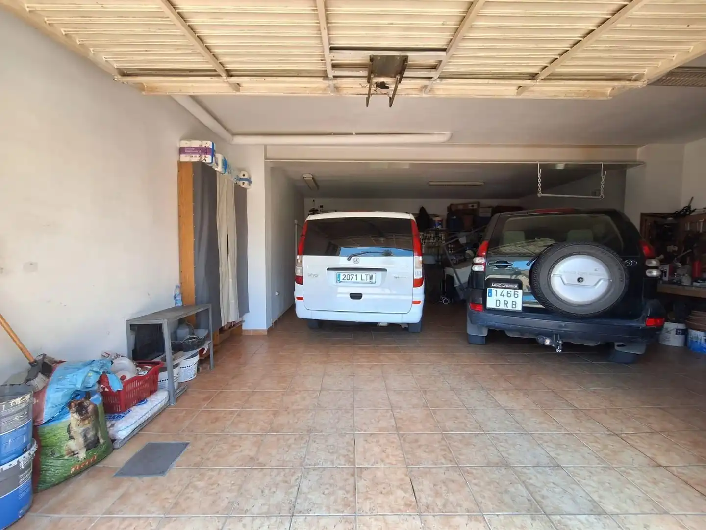 Parkplatz von Country house zum Verkauf in Santa Eulàlia de Ronçana mit Klimaanlage, Privatgarten und Terrasse