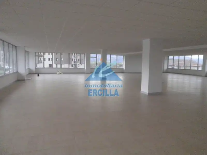 Büro mit Aufzug zur Miete in Erandio