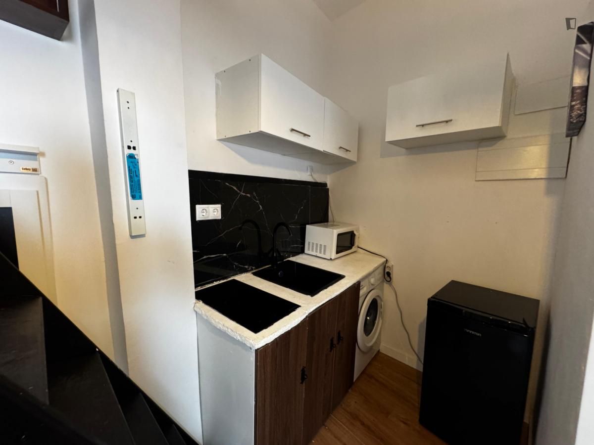 Estudi de lloguer a Berruguete