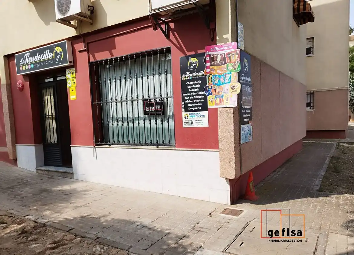 Local comercial en venta en Valdepeñas