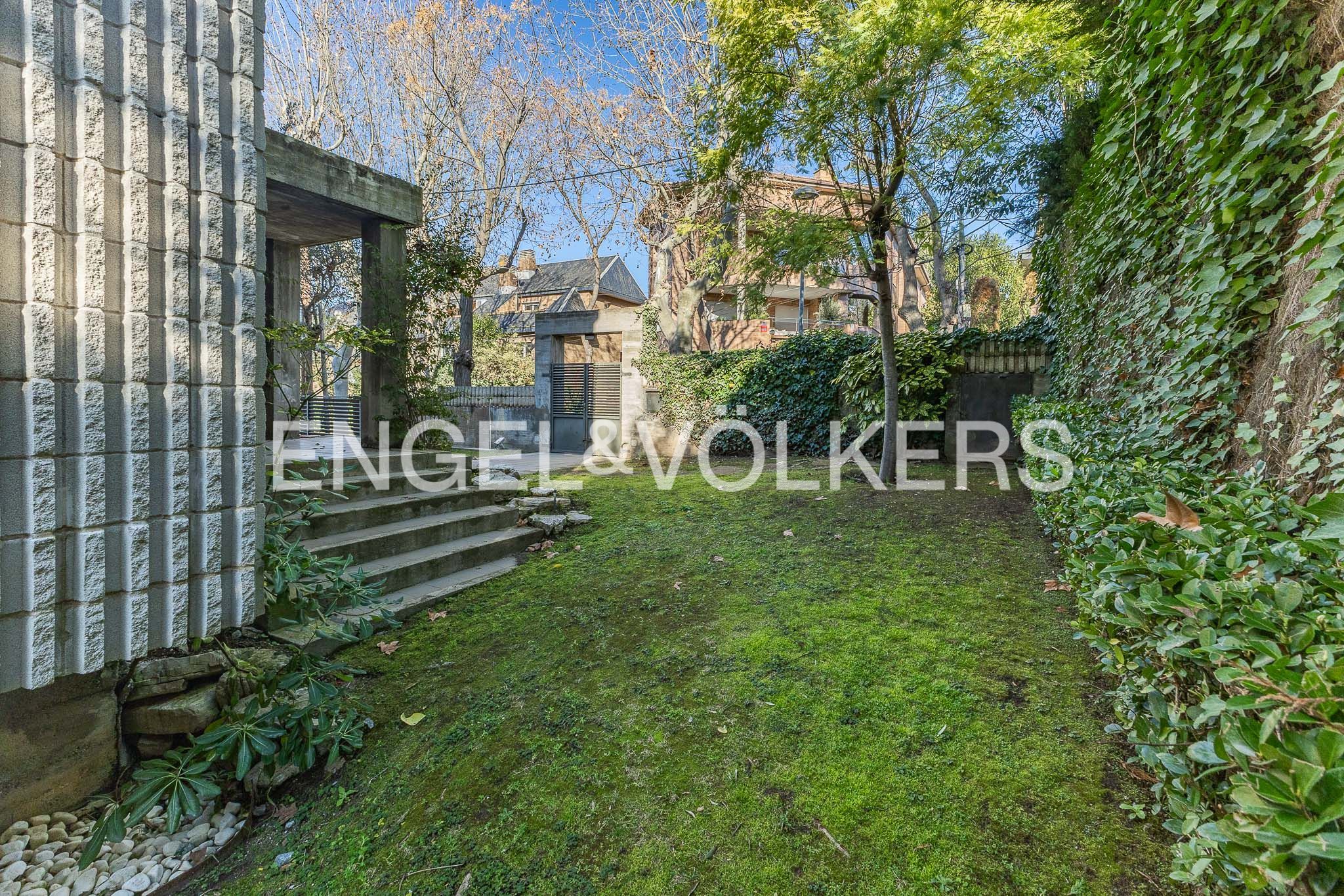 House or chalet to rent in L'Eixample