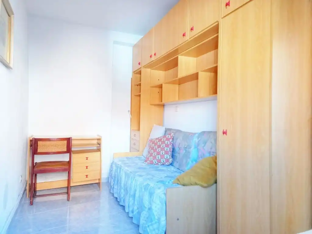 Habitación de Piso en venta en Madrid con Aire acondicionado, Amueblado y Horno