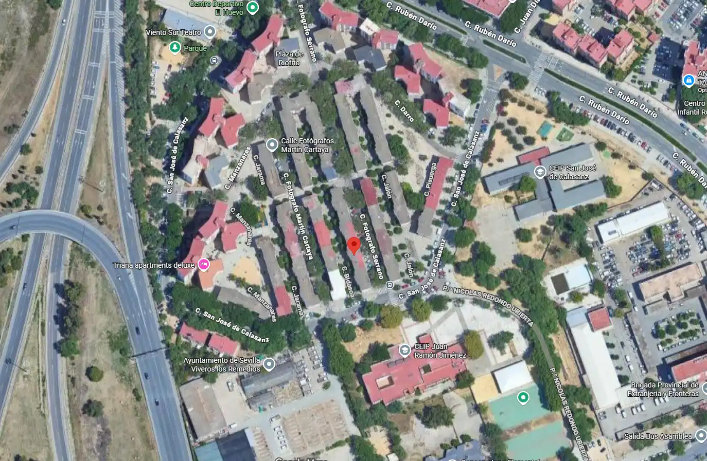 Vista exterior de Casa o xalet en venda en Sevilla