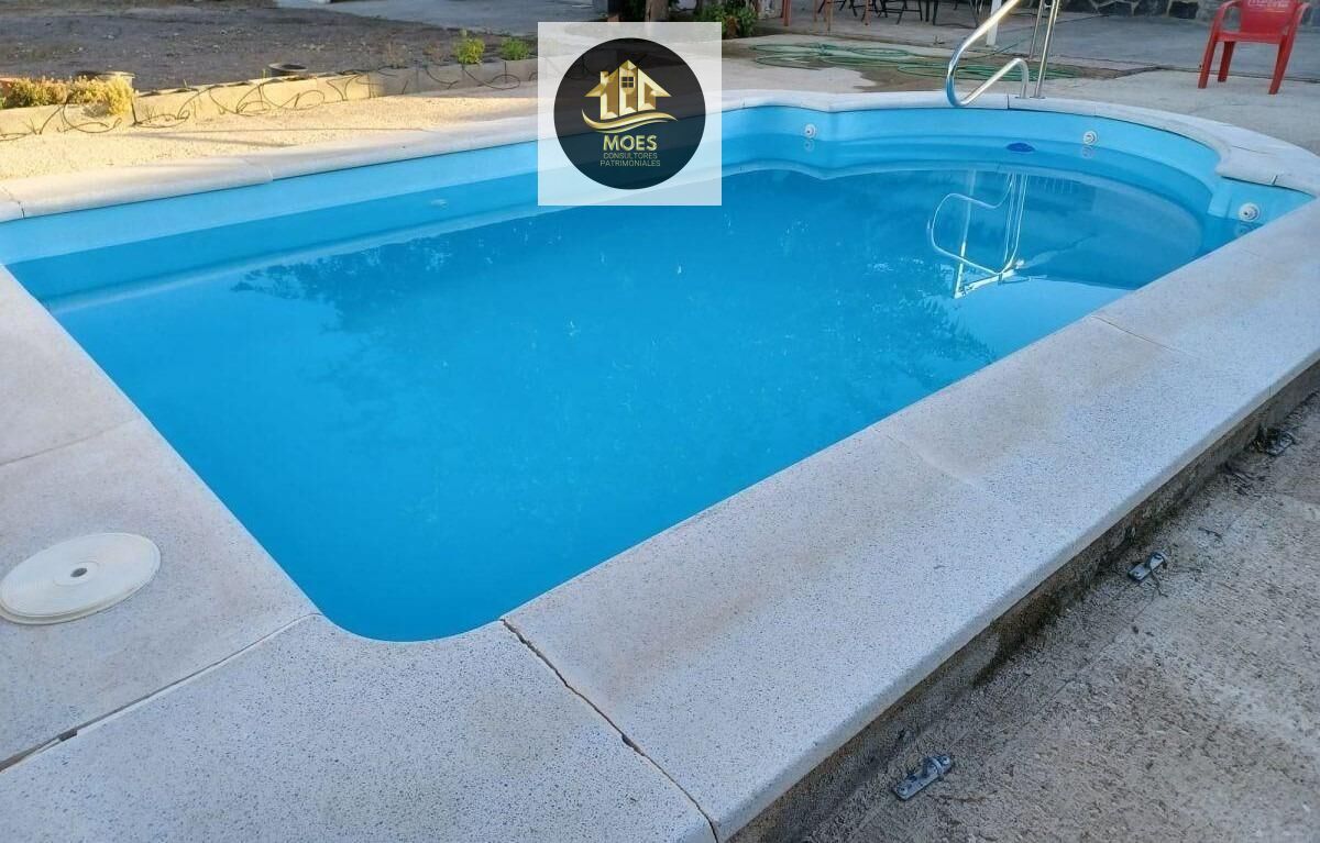 Piscina de Casa o xalet en venda en  Jaén Capital amb Aire condicionat