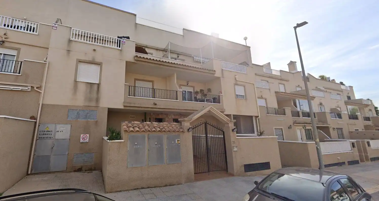 Vista exterior de Piso en venta en Benejúzar