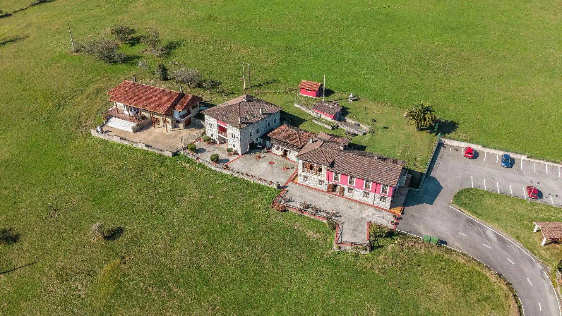 Edificio en venta en Parres, Asturias