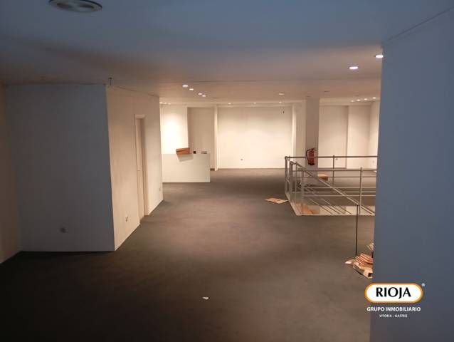 Local comercial en Alquiler en Santa Barbara Plaza en Desamparados