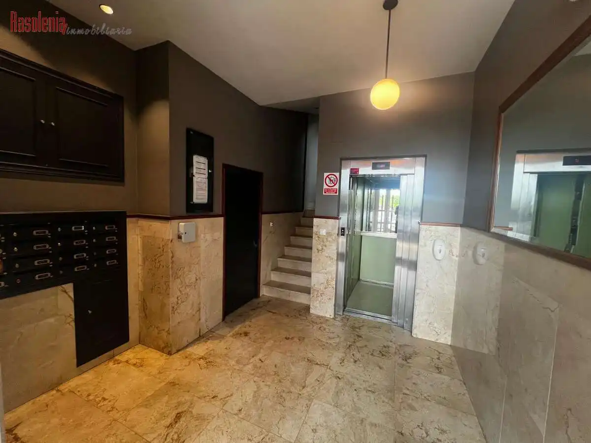 Appartamento con ascensore in vendita a Miguel González Garcés 75, imagen 29