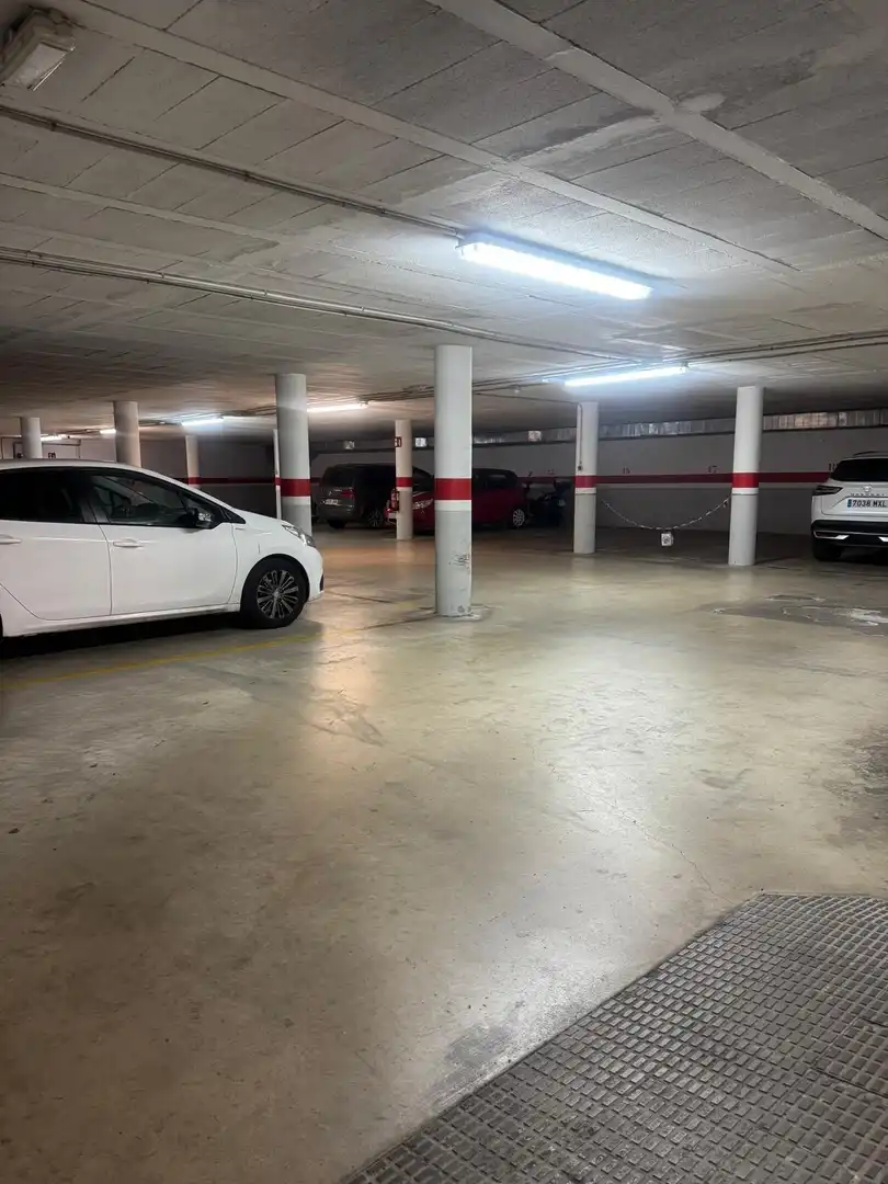 Parkplatz zum Verkauf in Carrer de Balmes, imagen 2