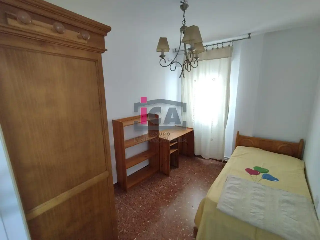 Habitación de Piso de alquiler en Cáceres con Aire acondicionado, Calefacción y Amueblado