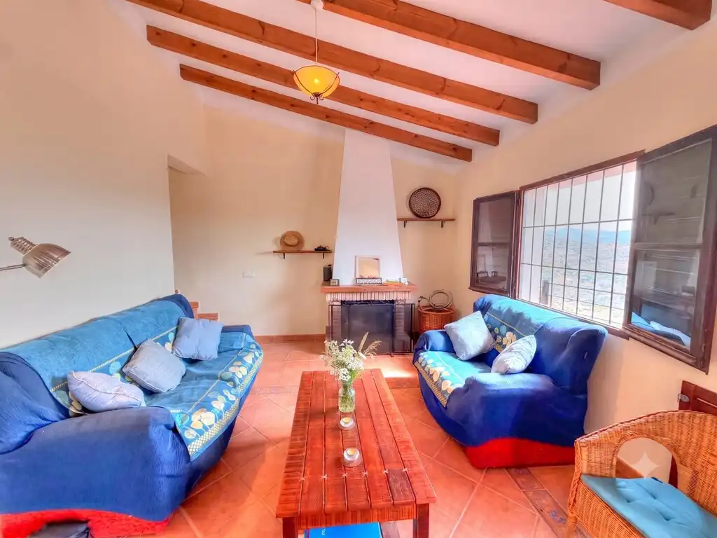 Sala de estar de Finca rústica en venta en Almáchar con Jardín privado, Trastero y Piscina