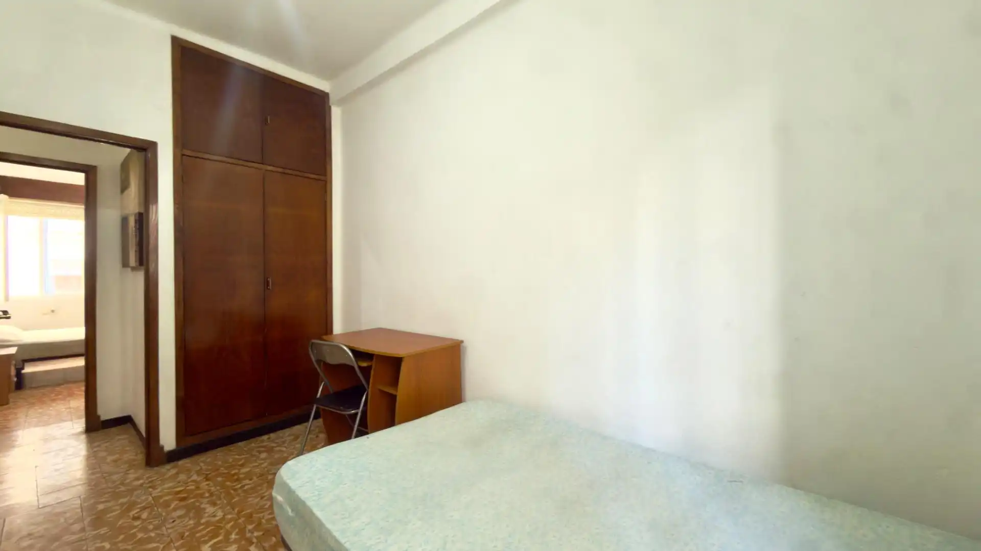 Bedroom of Flat for rent in Universidad