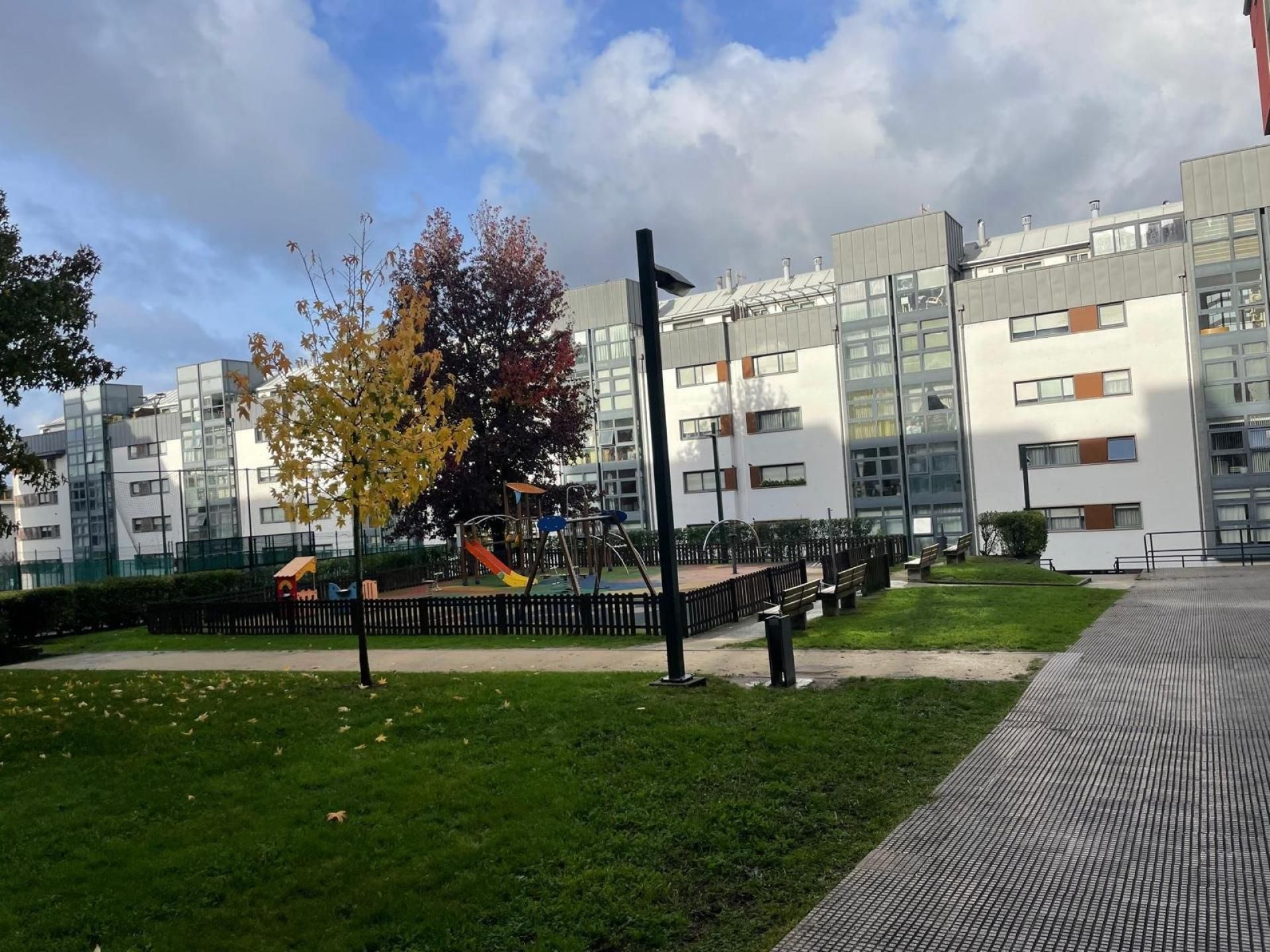 Exterior view of Attic for sale in Pontevedra Capital   with Air Conditioner and Terrace