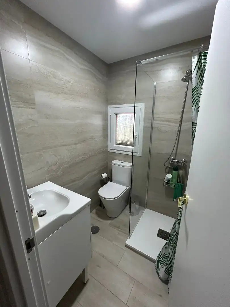 Baño de Finca rústica en venta en Almoguera con Jardín privado y Piscina