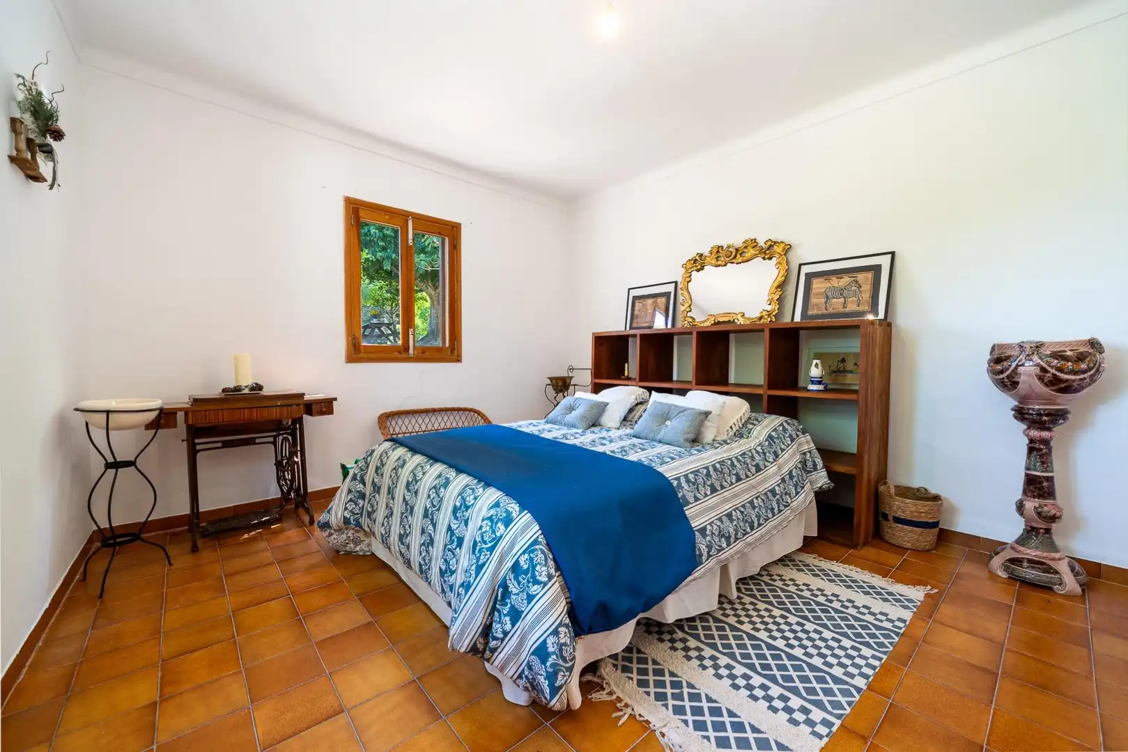 Habitación de Finca rústica en venta en Sant Joan con Jardín privado, Terraza y Trastero