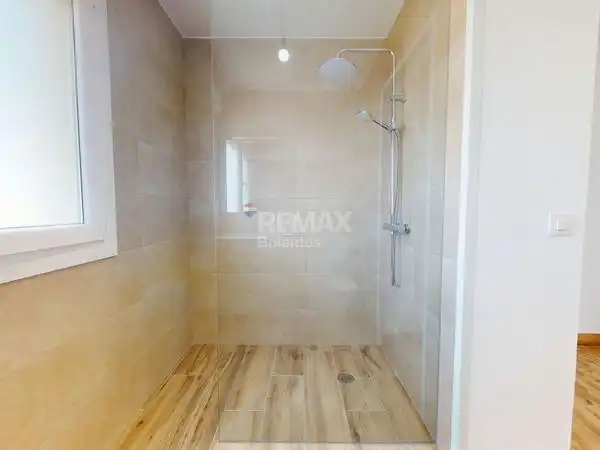 Bany de Casa o xalet en venda en Oia amb Calefacció, Jardí privat i Terrassa