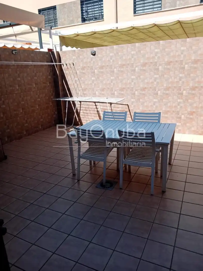 Terraza de Casa adosada en venta en Huelva con Trastero y Piscina