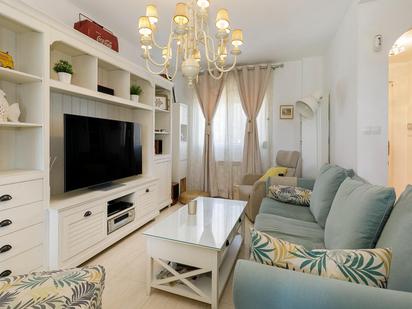 Living room of Single-family semi-detached for sale in Vegas del Genil  with Terrace